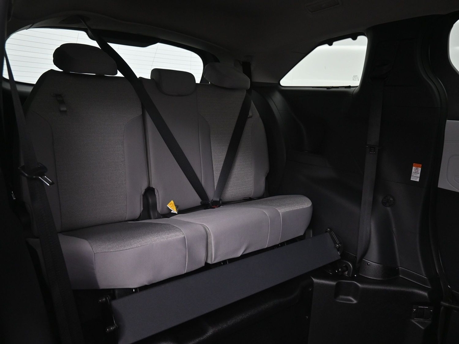 New 2026 Toyota Sienna Hybrid LE - BraunAbility Side Entry Entry Fold Out Automatic Ramp