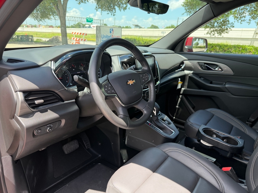 Used 2023 Chevrolet Traverse 3LT - BraunAbility Side Entry In Floor Automatic Ramp