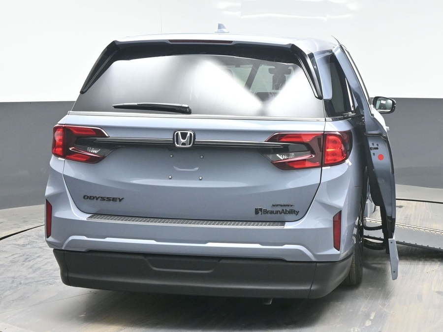 New 2026 Honda Odyssey Sport - BraunAbility Side Entry Entry In Floor Automatic Ramp