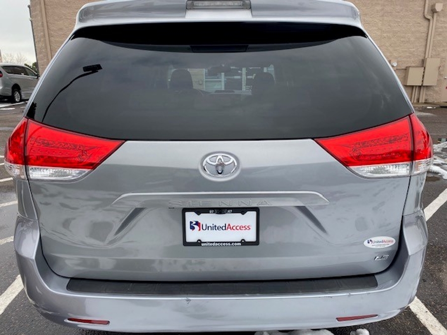 Used 2013 Toyota Sienna LE - BraunAbility Side Entry Entry In Floor Automatic Ramp