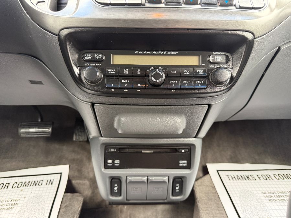  Honda Odyssey image number 16