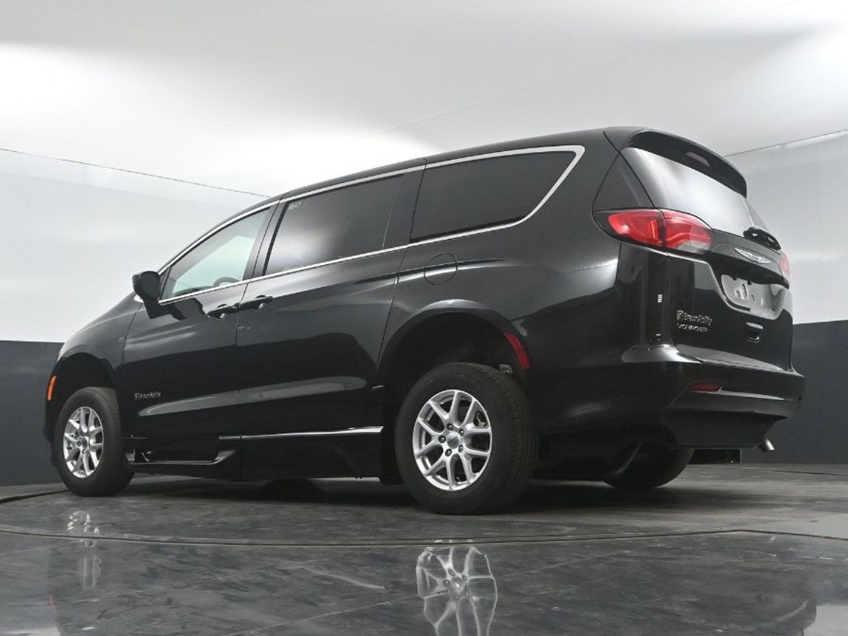 2023 CHRYSLER VOYAGER - Image 21