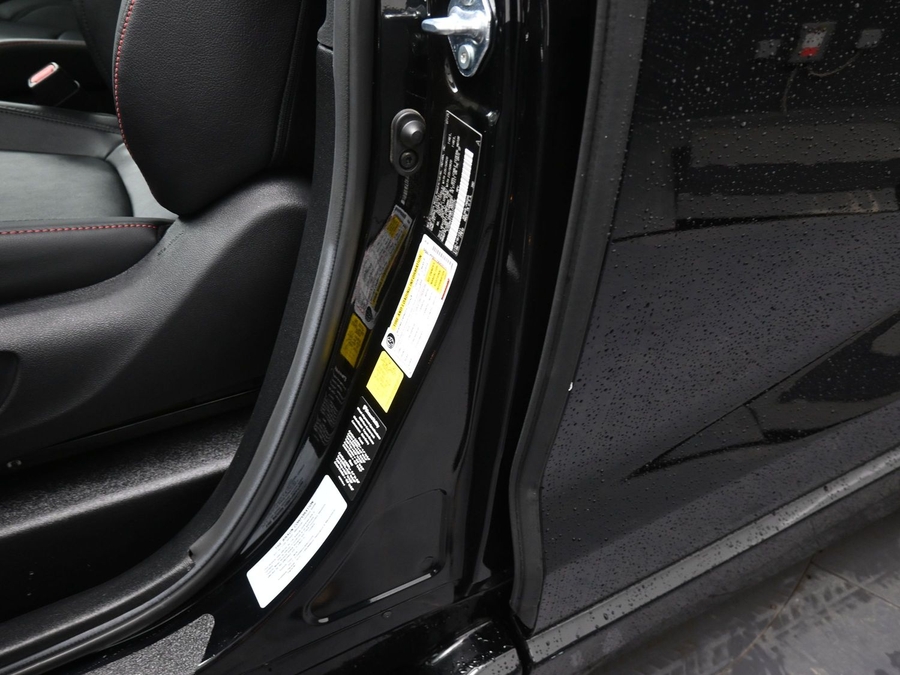 New 2025 Toyota Sienna Hybrid XSE Sport - BraunAbility Side Entry Entry Fold Out Automatic Ramp