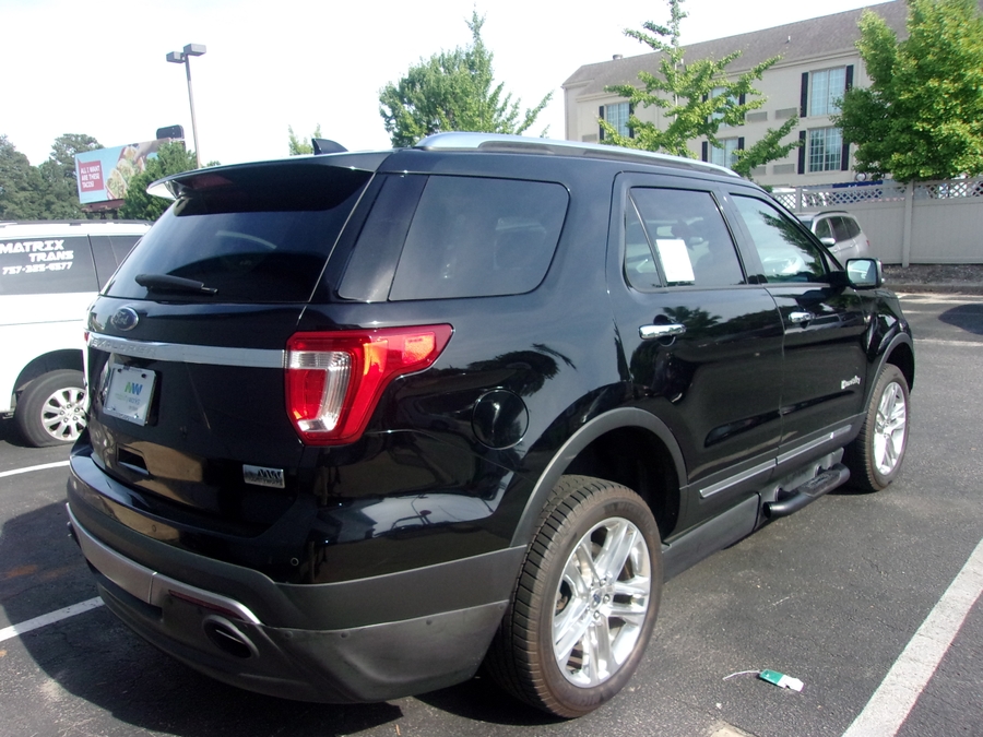 2017 Ford Explorer Limited - Photo 7