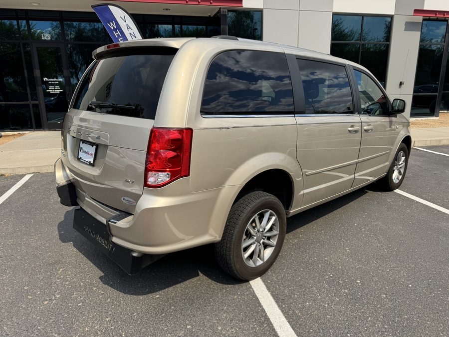 Used 2014 Dodge Grand Caravan SXT 30th Anniversary - Ryno Rear Entry Entry Fold Out Manual Ramp