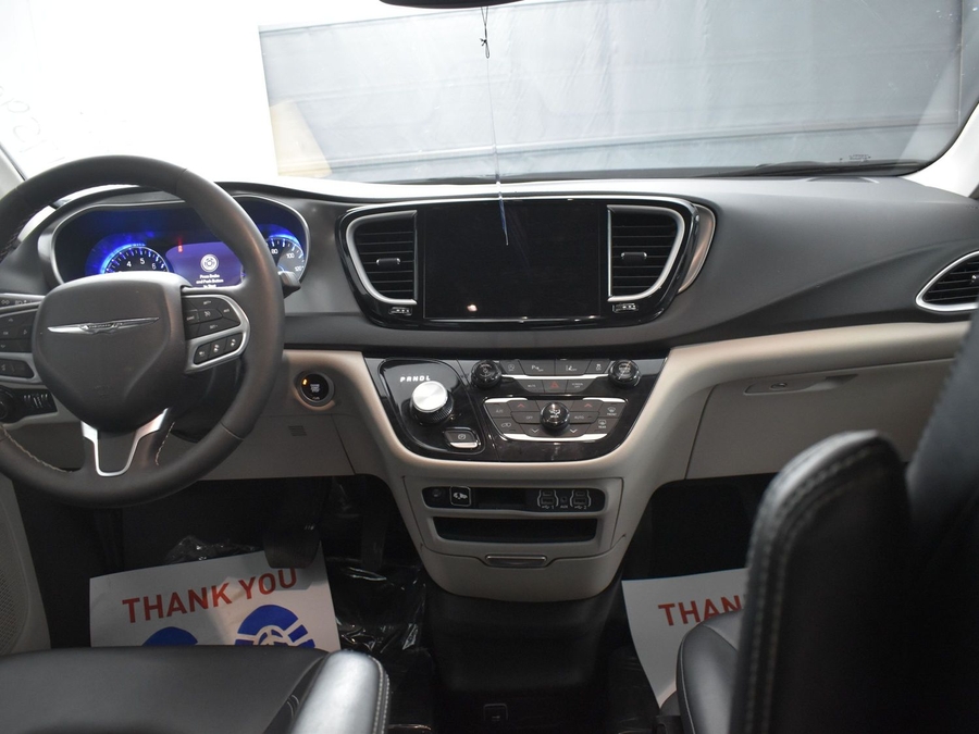 Used 2024 Chrysler Pacifica Touring L - BraunAbility Side Entry Entry Fold Out Automatic Ramp