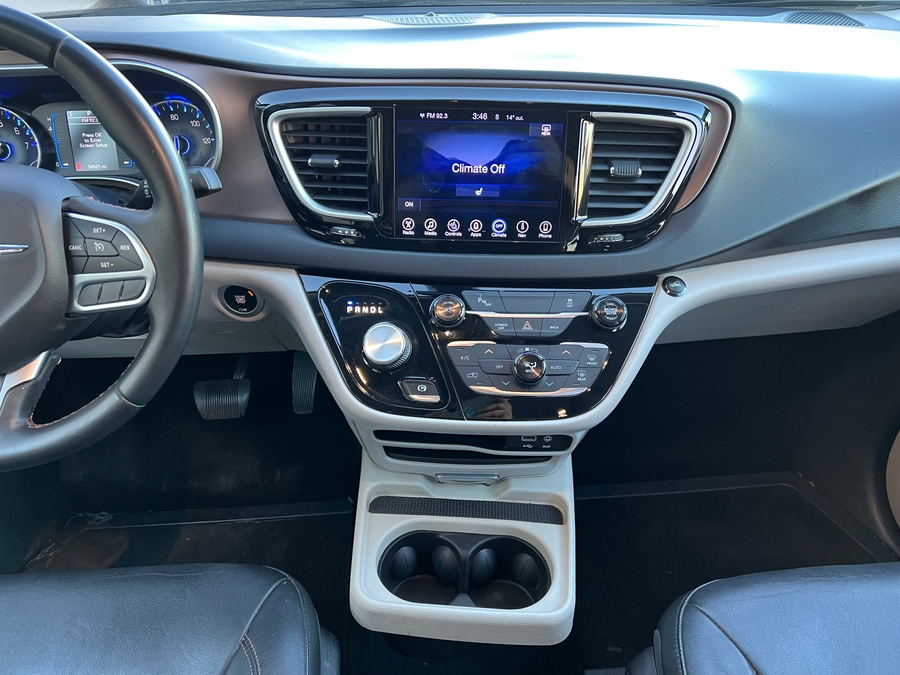 Used 2017 Chrysler Pacifica Touring L - VMI Side Entry Entry In Floor Automatic Ramp