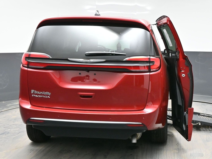 Red Chrysler Pacifica image number 5