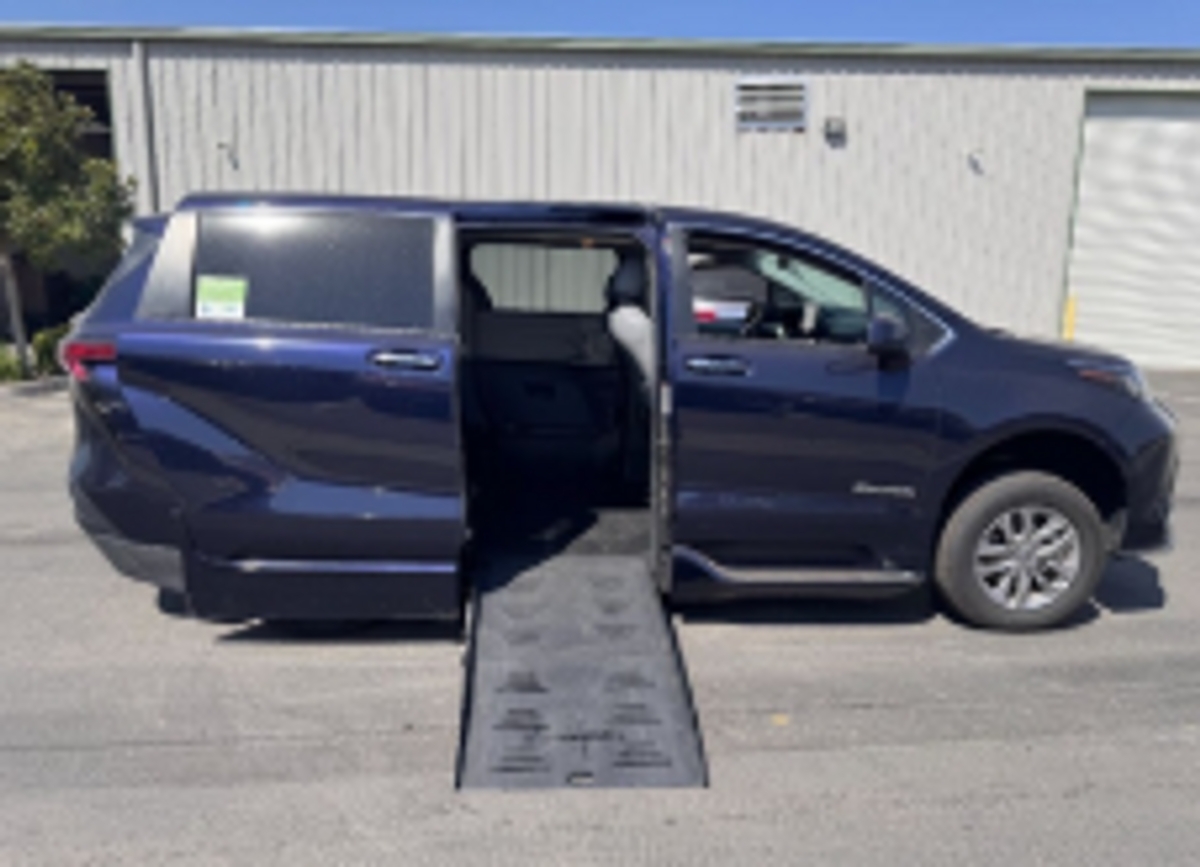 2022 TOYOTA SIENNA - Image 10