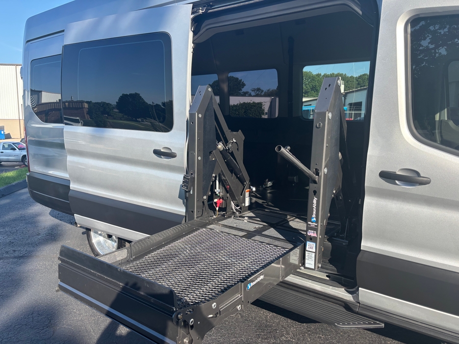 Used 2023 Ford Transit 350 HD XL - OTH Side Entry Lift Automatic Ramp