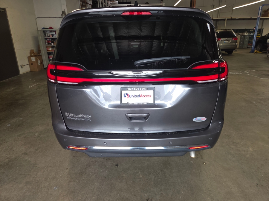 Used 2023 Chrysler Pacifica Touring L - BraunAbility Side Entry Fold Out Manual Ramp