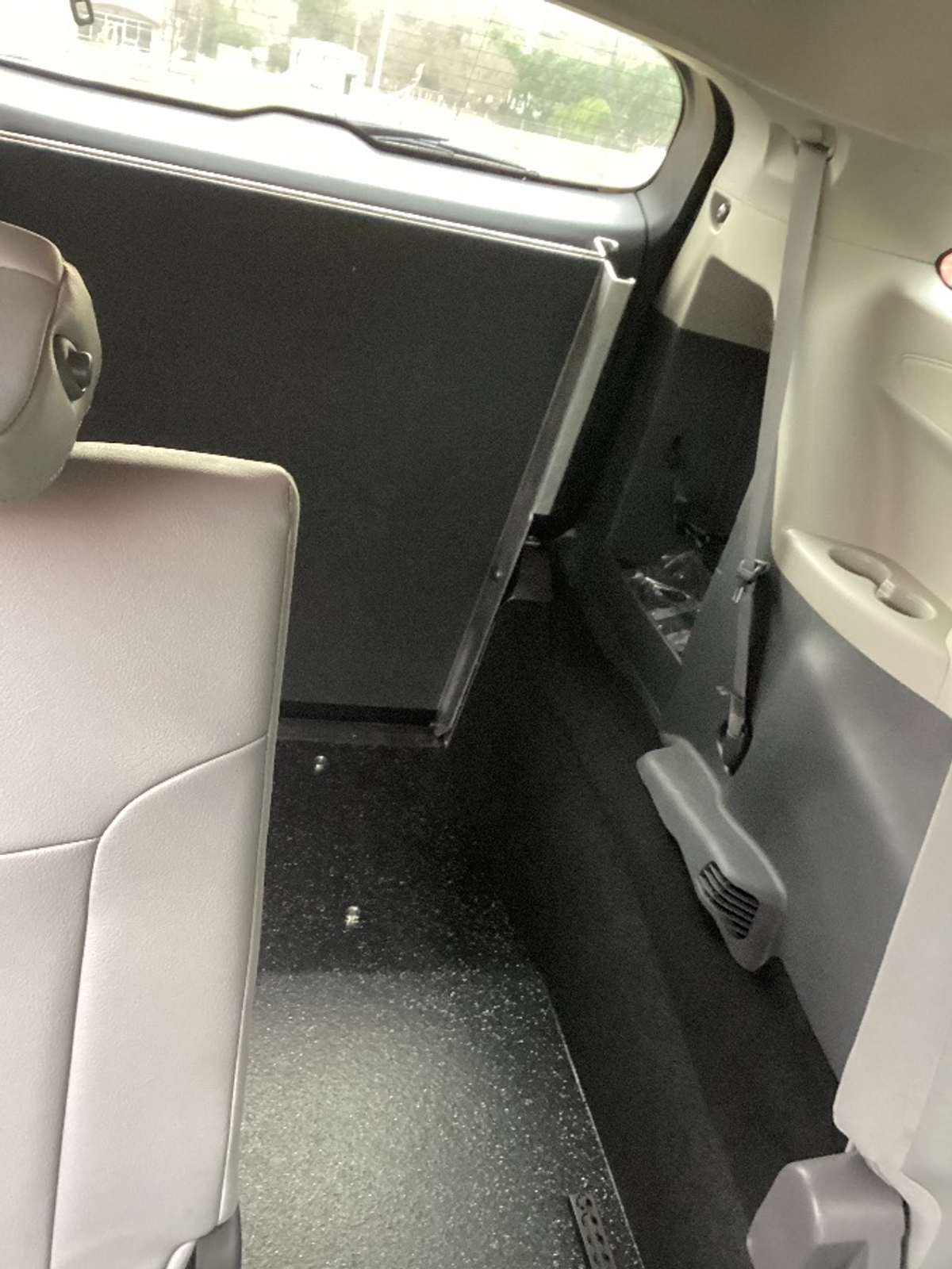 2024 TOYOTA SIENNA - Image 11