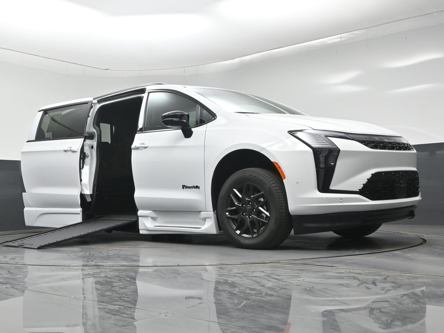 New 2027 Chrysler Pacifica Select Sport - BraunAbility Side Entry In Floor Automatic Ramp