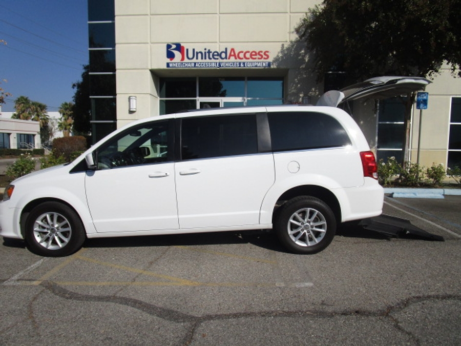 Used 2019 Dodge Grand Caravan SXT - OTH Rear Entry Entry Fold Out Manual Ramp