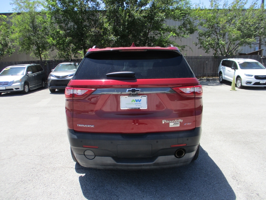 Red Chevrolet Traverse image number 9