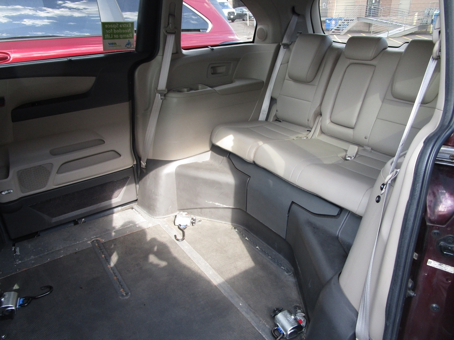  Honda Odyssey image number 4