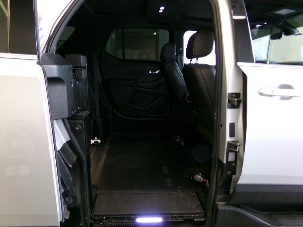 2022 CHEVROLET TRAVERSE - Image 7