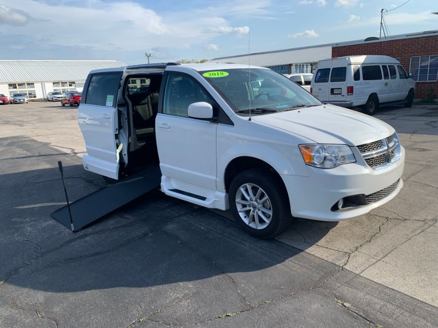 Texas Handicap Vans for Sale [New & Used Wheelchair Vans] MobilityWorks