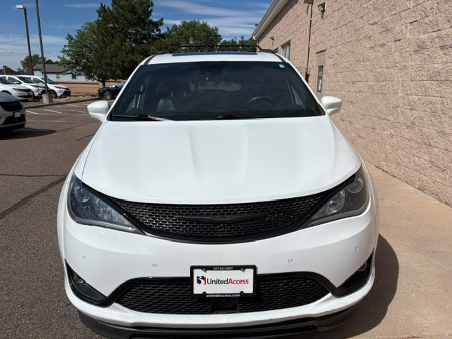 Used 2019 Chrysler Pacifica Touring L Plus - BraunAbility Side Entry Fold Out Automatic Ramp