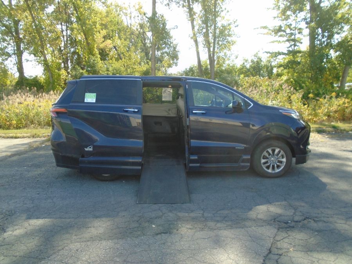 2021 Toyota Sienna