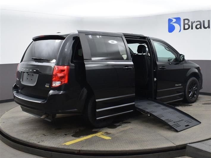 Virginia Handicap Vans for Sale [New & Used Wheelchair Vans