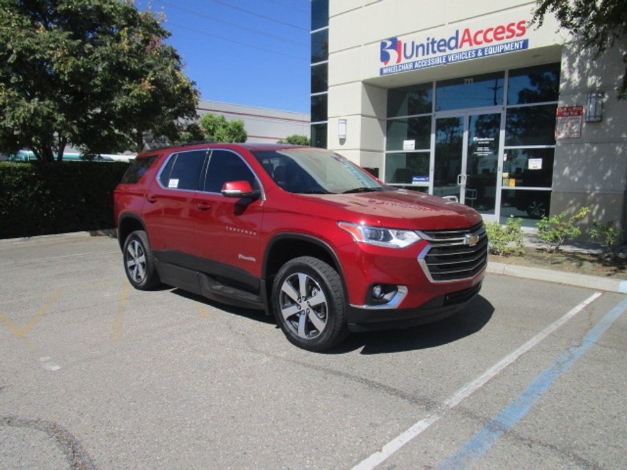 Used 2021 Chevrolet Traverse 3LT - BraunAbility Side Entry In Floor Automatic Ramp