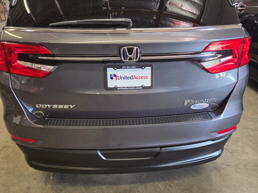 Used 2023 Honda Odyssey EX-L - BraunAbility Side Entry In Floor Automatic Ramp