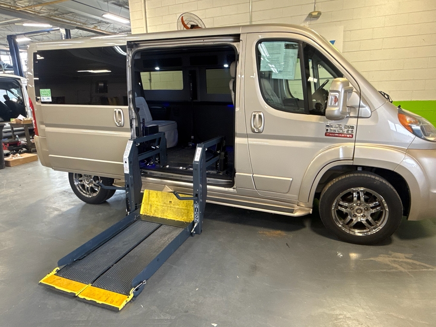 Brown Ram ProMaster with Rear Entry Automatic Fold Out ramp