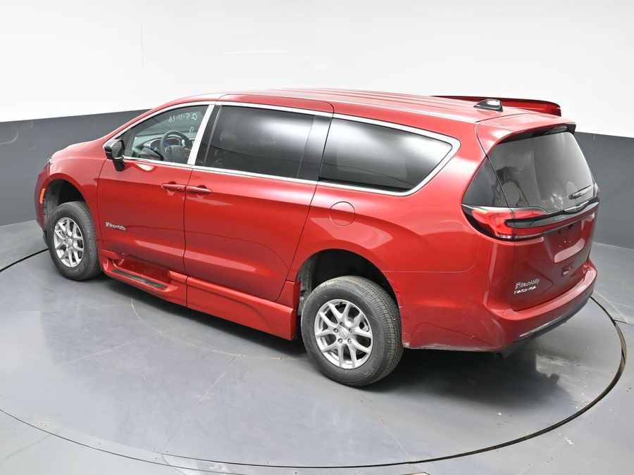 Red Chrysler Pacifica image number 7