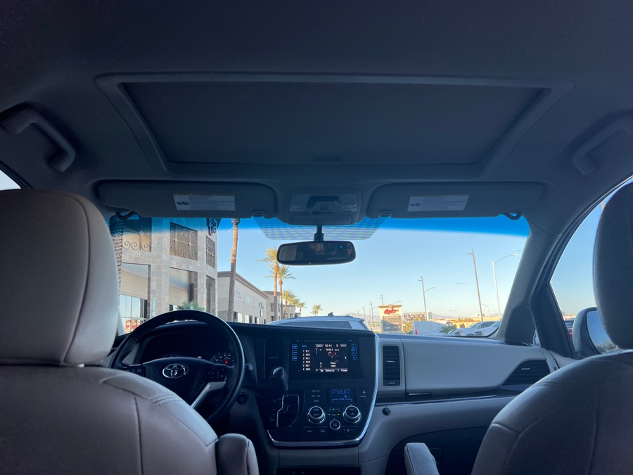 Used 2015 Toyota Sienna XLE Premium - VMI Side Entry Entry In Floor Automatic Ramp