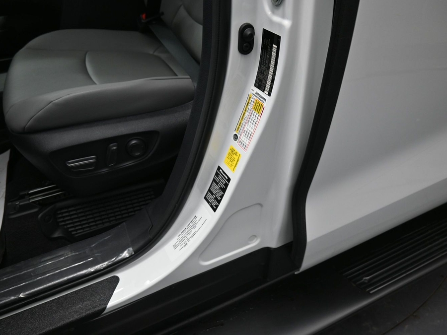 New 2026 Toyota Sienna Hybrid XLE Add - BraunAbility Commercial Rear Entry Entry Fold Out Manual Ramp