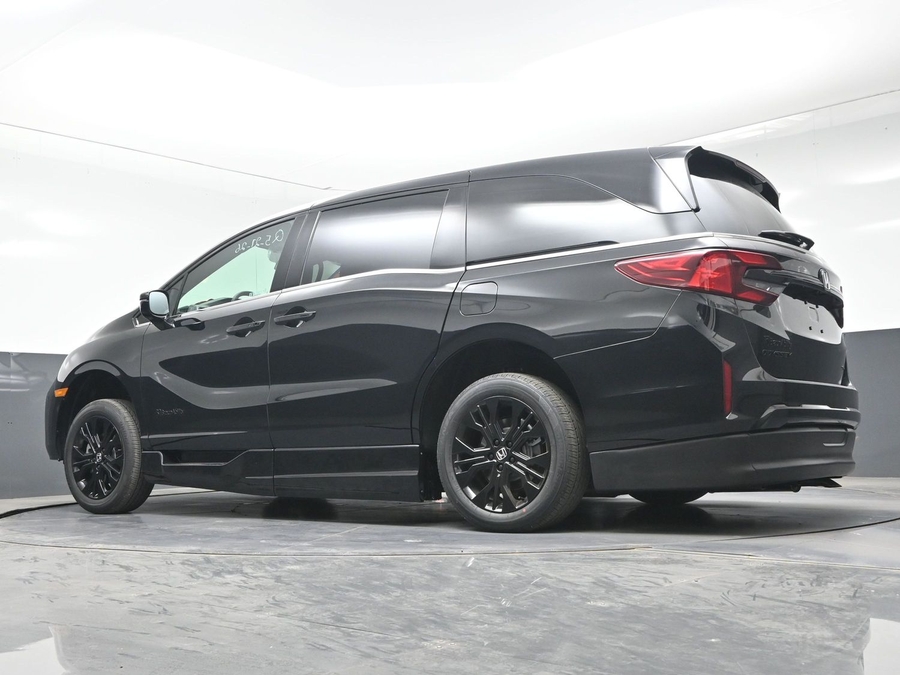 New 2026 Honda Odyssey Sport - BraunAbility Side Entry Entry In Floor Automatic Ramp