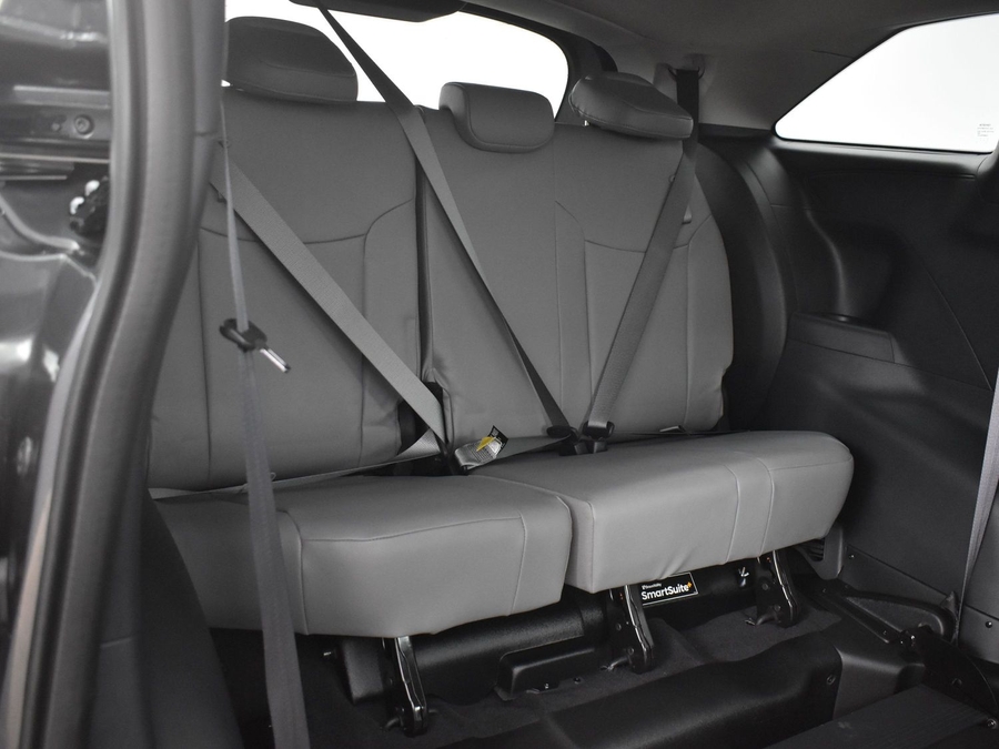 New 2025 Toyota Sienna Hybrid XLE Base - BraunAbility Side Entry Entry Fold Out Automatic Ramp