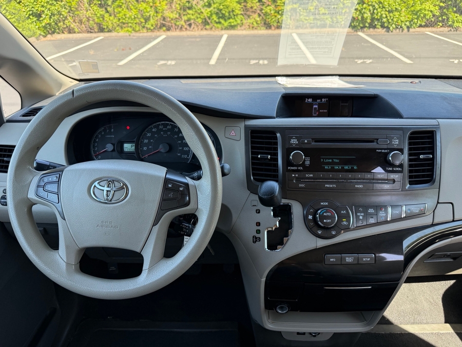 Used 2013 Toyota Sienna LE - VMI Side Entry Entry In Floor Manual Ramp