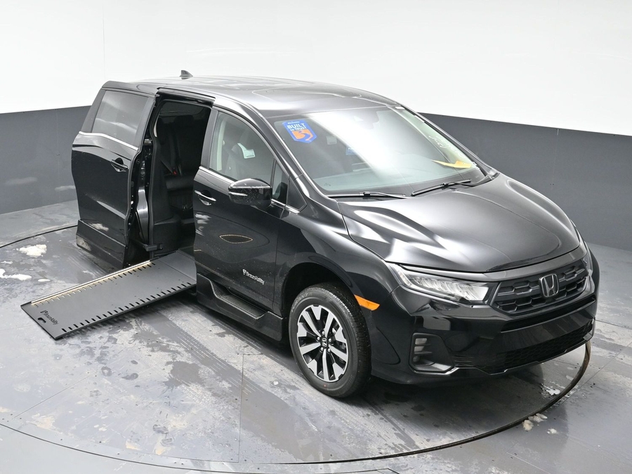 New 2026 Honda Odyssey EX-L - BraunAbility Side Entry Entry In Floor Automatic Ramp