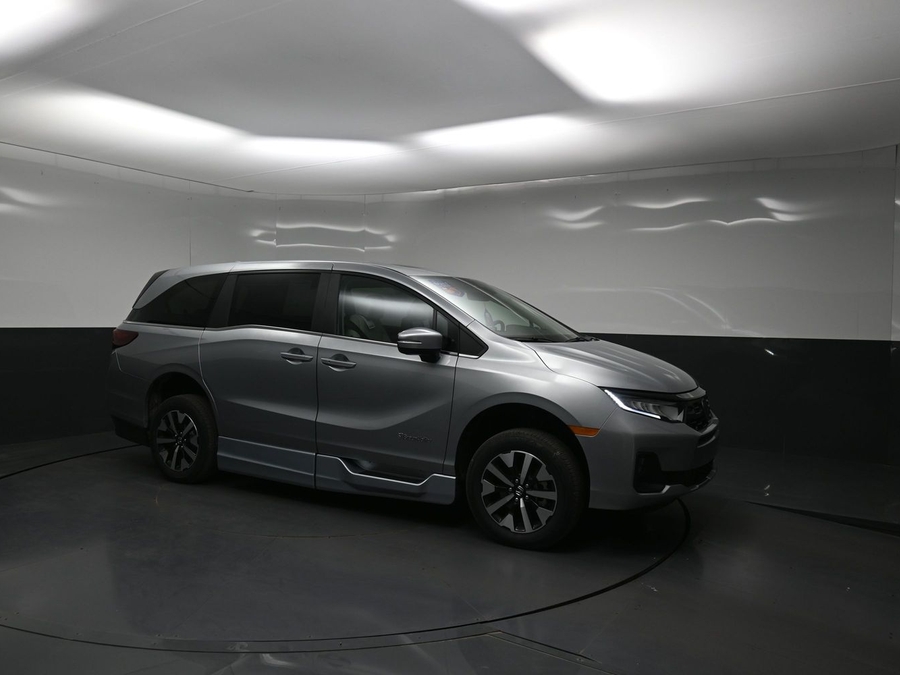 New 2026 Honda Odyssey EX-L - BraunAbility Side Entry Entry In Floor Automatic Ramp