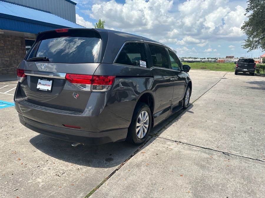Used 2016 Honda Odyssey EX-L - VMI Side Entry Entry In Floor Automatic Ramp