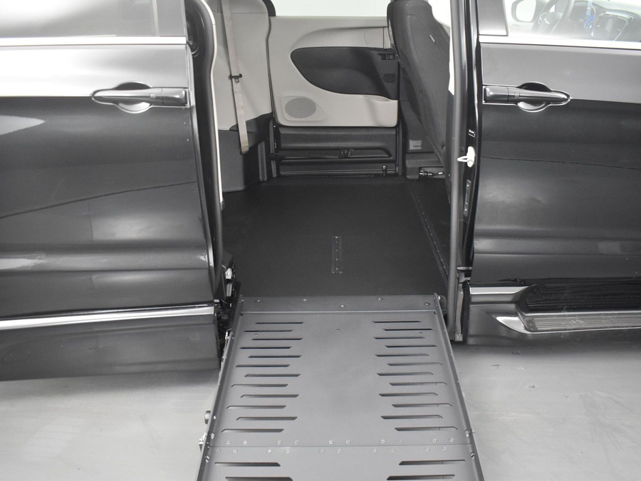 Used 2023 Chrysler Voyager LX - BraunAbility Side Entry Entry Fold Out Automatic Ramp