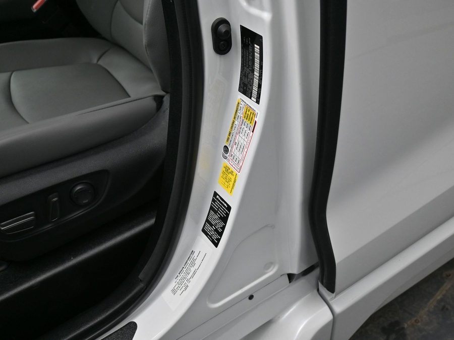 New 2026 Toyota Sienna Hybrid XLE Base - BraunAbility Side Entry Fold Out Automatic Ramp