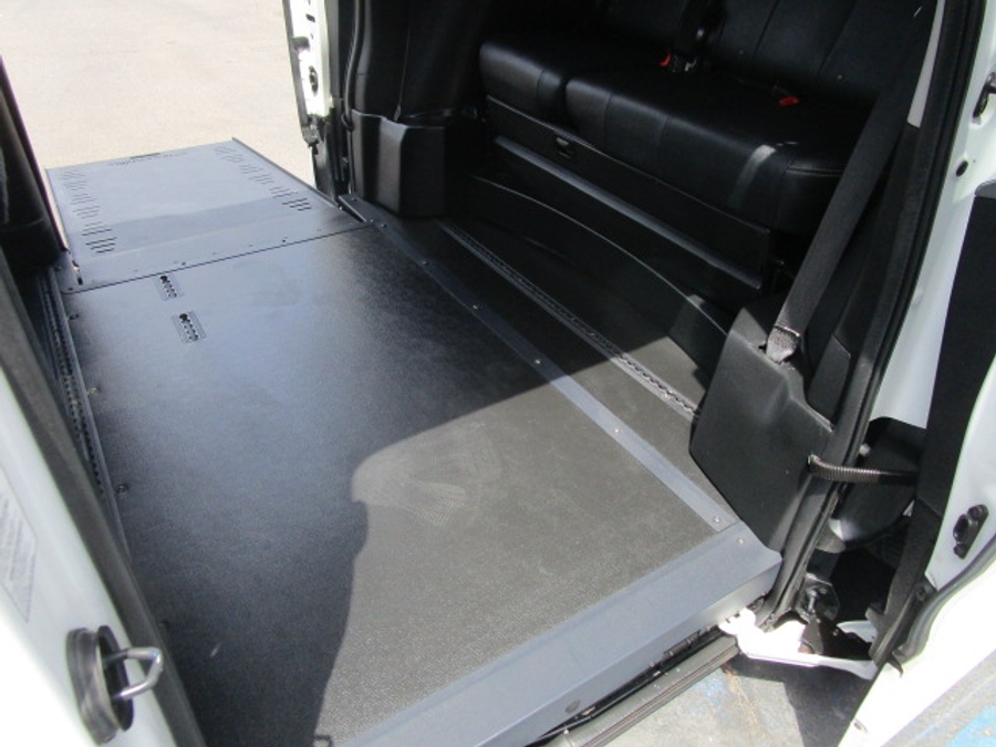 Used 2017 Toyota Sienna SE - BraunAbility Side Entry Entry In Floor Automatic Ramp