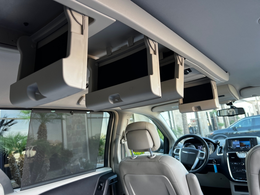 Used 2012 Chrysler Town and Country Touring-L - El Dorado  Entry  Ramp