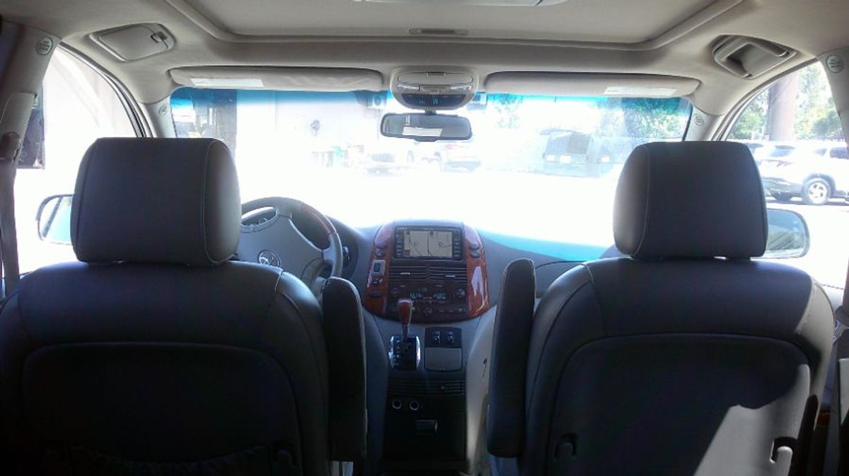 2008 TOYOTA SIENNA - Image 12