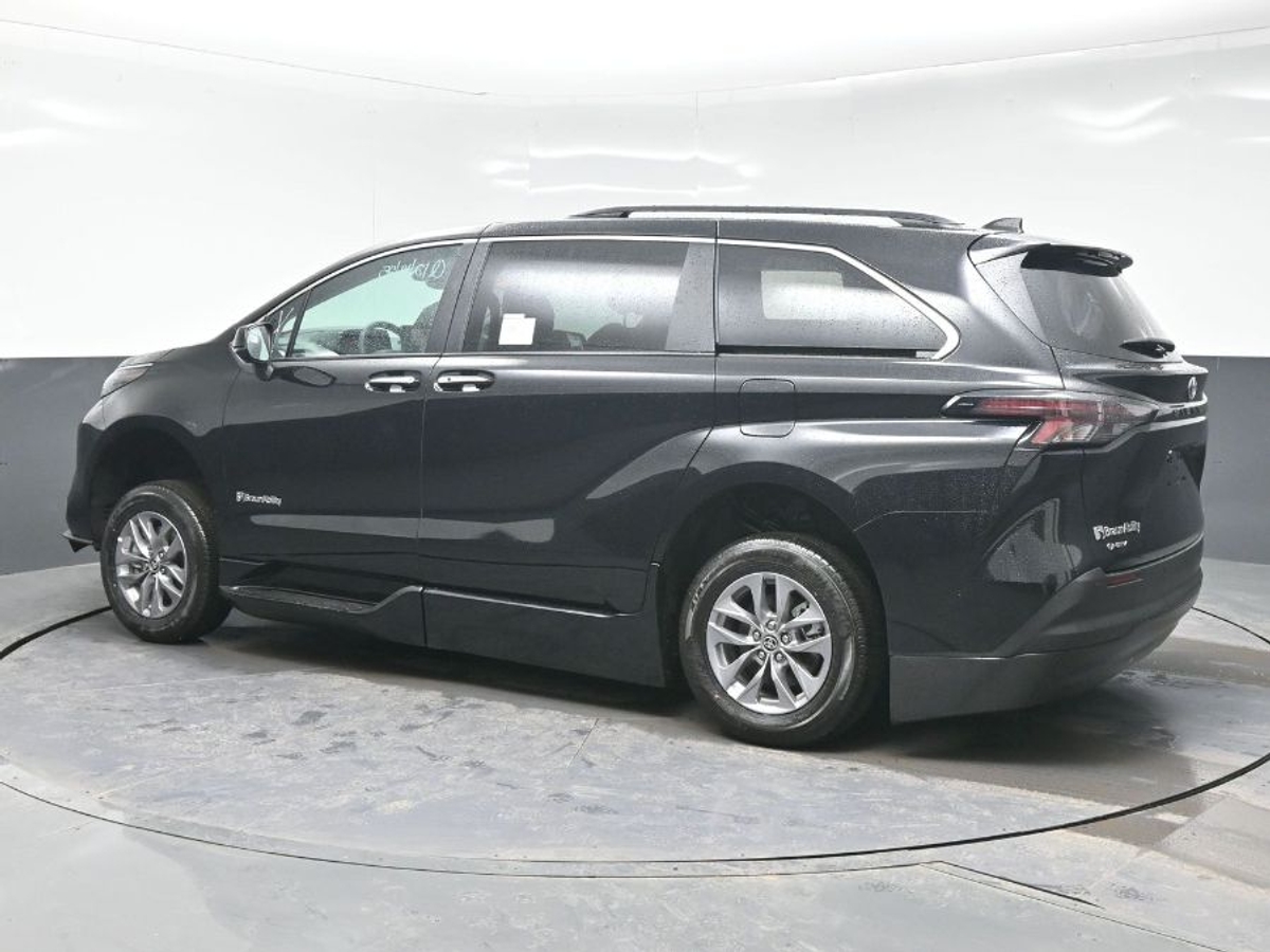 Black Toyota Sienna with Side Entry Automatic Fold Out ramp