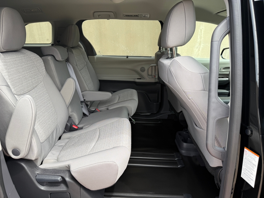 Used 2024 Toyota Sienna Hybrid LE - BraunAbility Rear Entry Entry Fold Out Manual Ramp