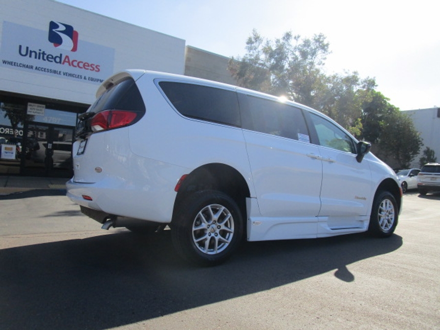 Used 2024 Chrysler Voyager LX - BraunAbility Side Entry Entry Fold Out Automatic Ramp