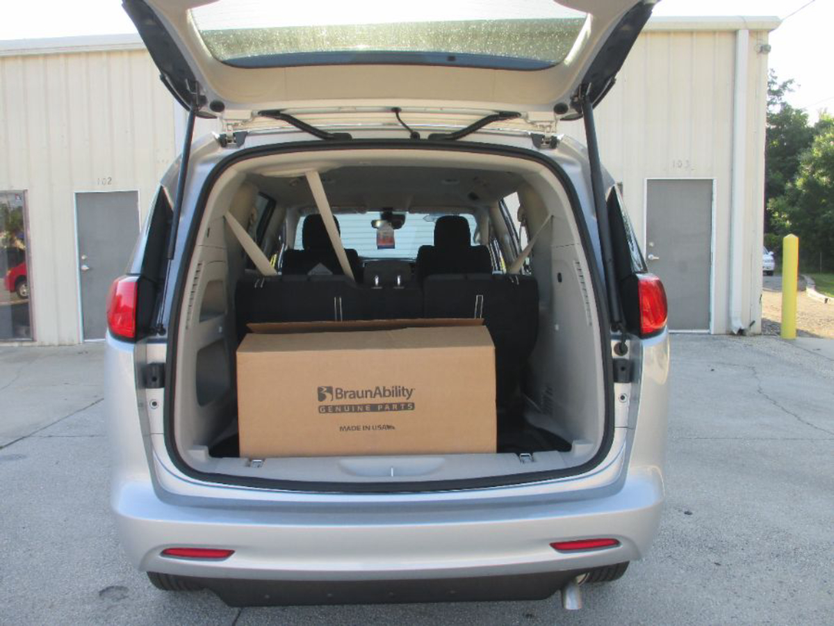 2023 CHRYSLER VOYAGER - Image 14