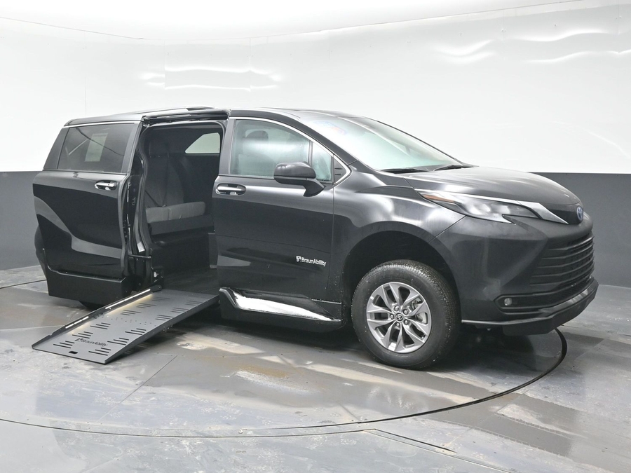 Black Toyota Sienna with Side Entry Automatic Fold Out ramp