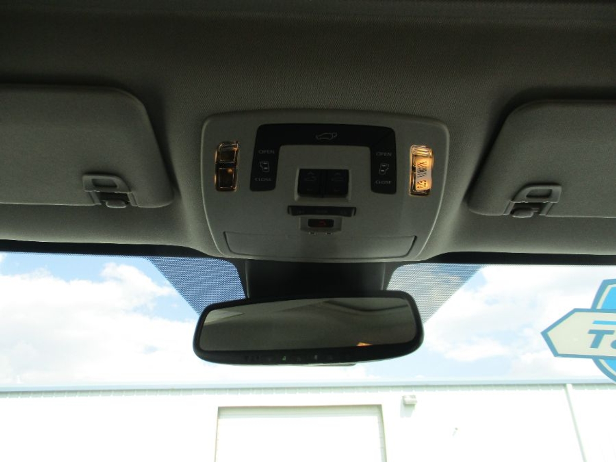 2025 TOYOTA SIENNA - Image 14