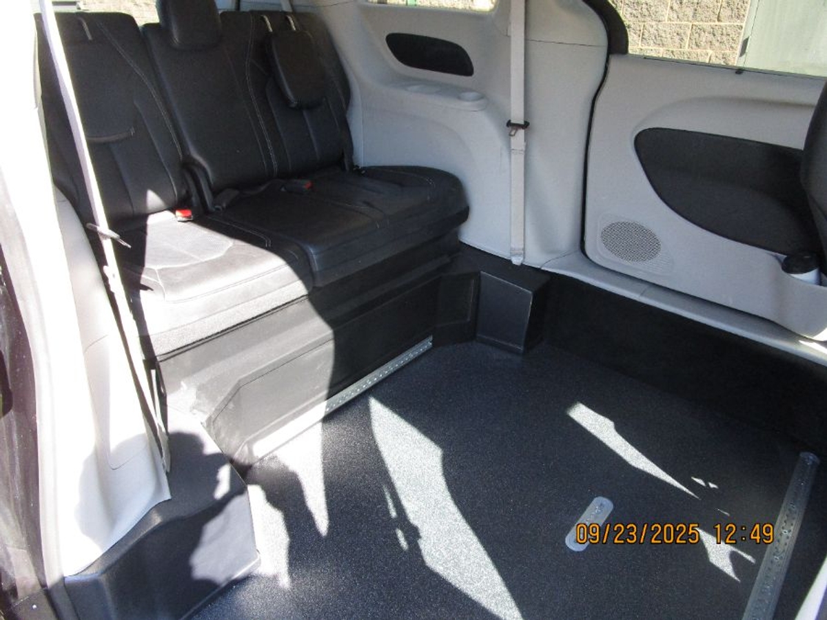 2024 CHRYSLER PACIFICA - Image 10