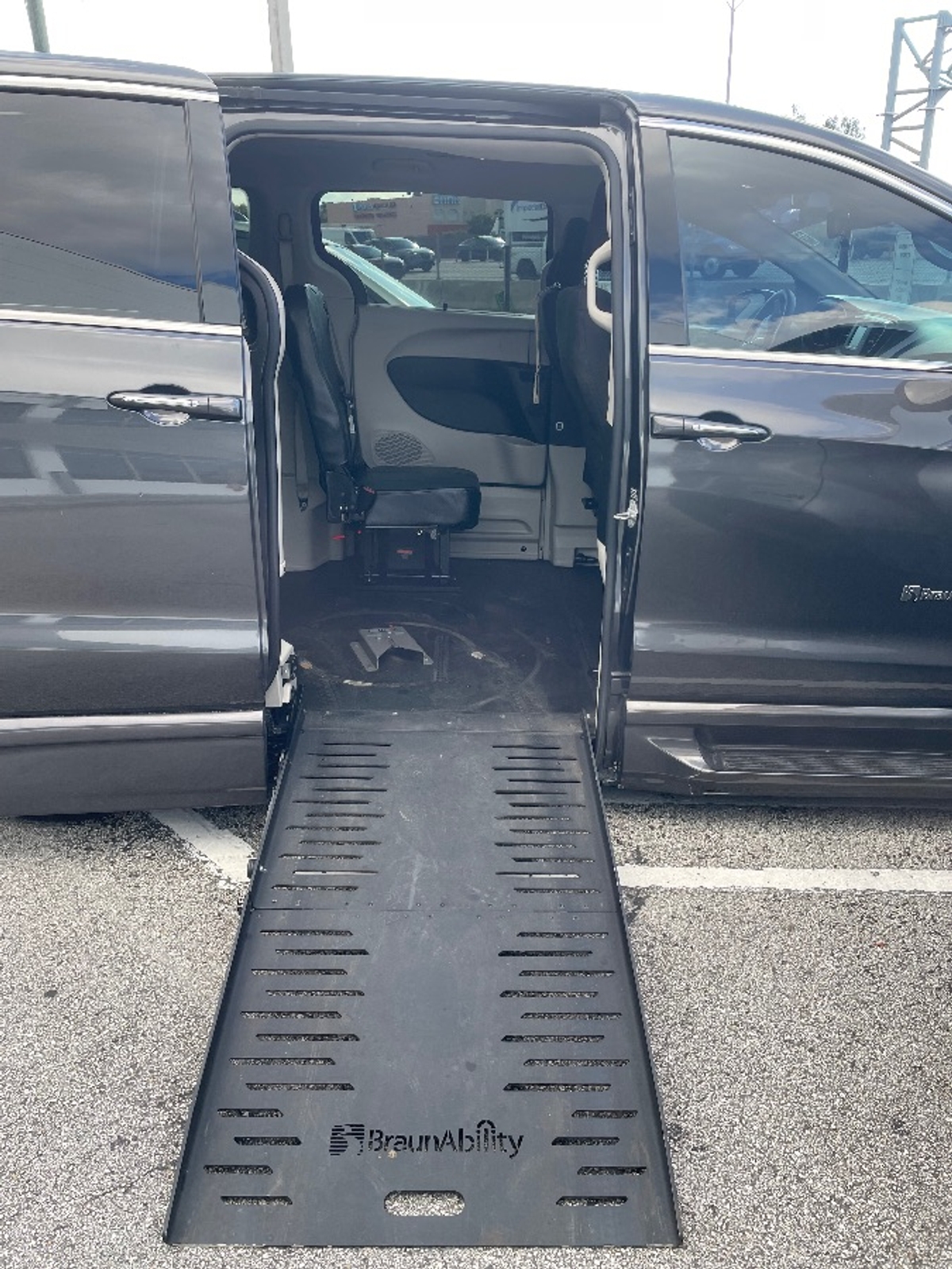 2017 CHRYSLER PACIFICA - Image 11